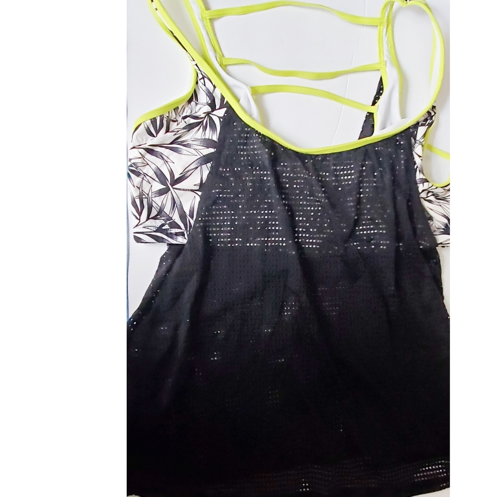 Next Athletic mesh top size XL